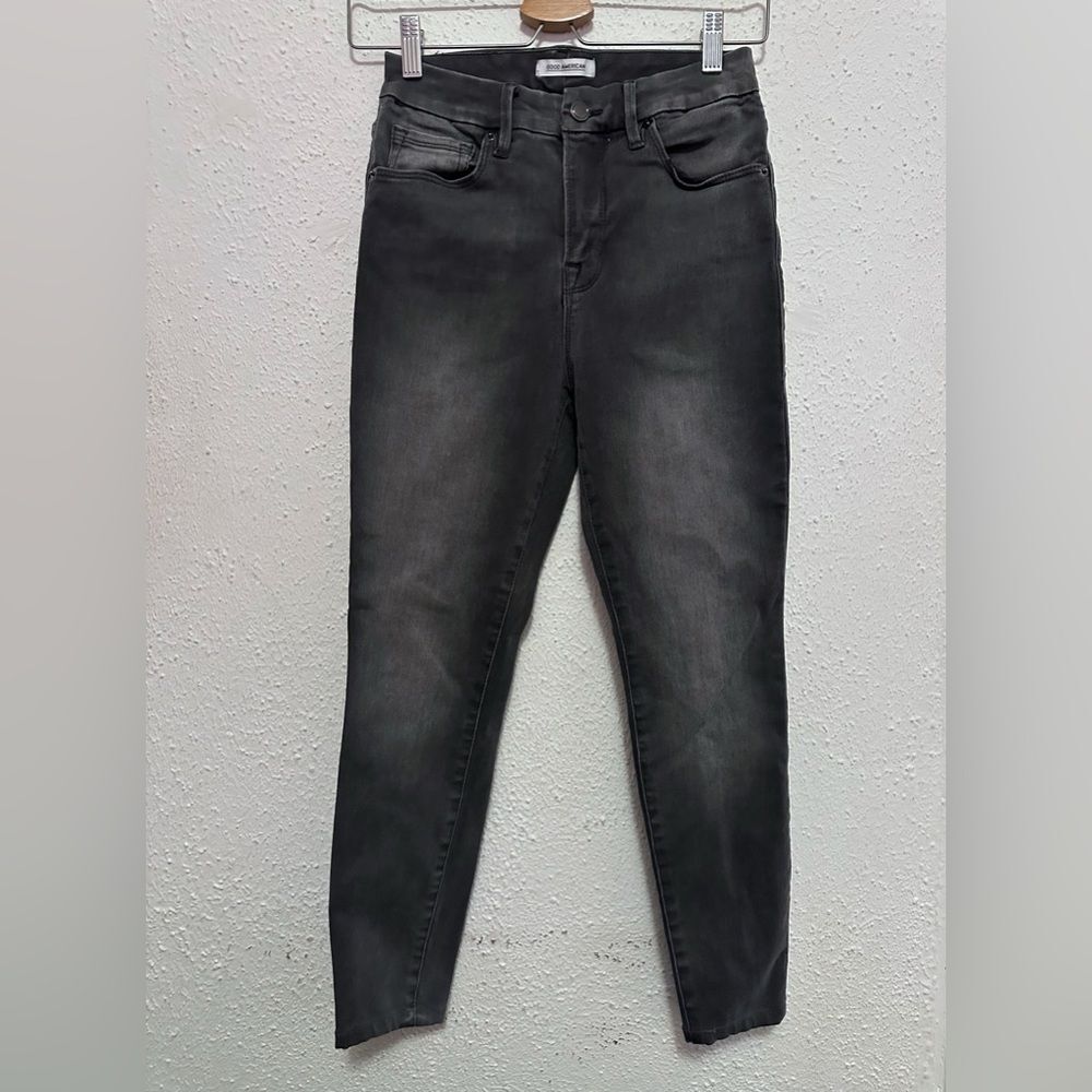 Good American Good Legs Crop in Gray